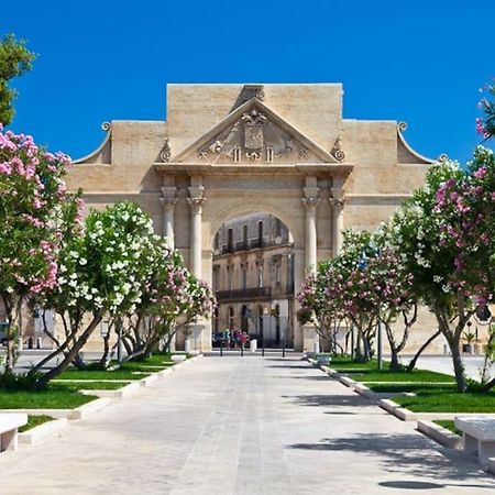 Casa Vacanze De Mari Lecce Eksteriør billede