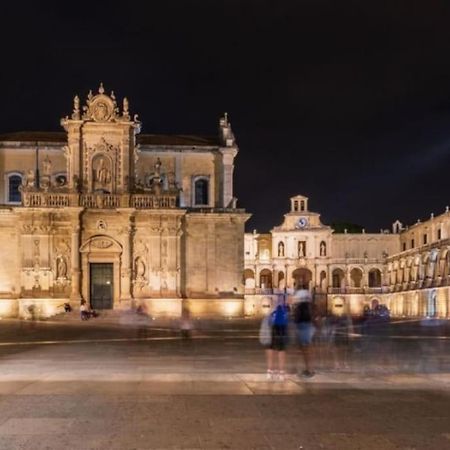 Casa Vacanze De Mari Lecce Eksteriør billede