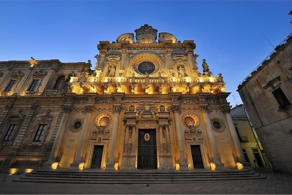 Casa Vacanze De Mari Lecce Eksteriør billede